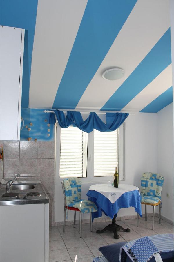 Apartmani Anitas Gradac  Bagian luar foto