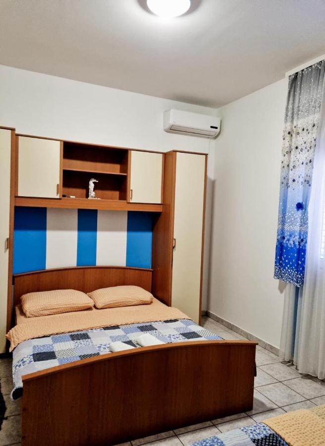 Apartmani Anitas Gradac  Bagian luar foto