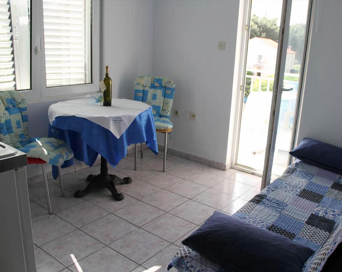 Apartmani Anitas Gradac  Bagian luar foto